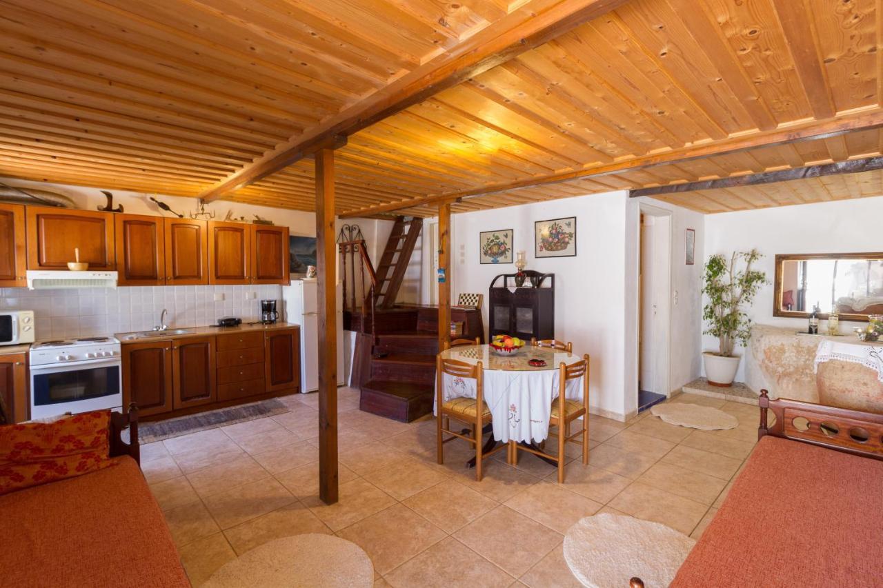 The Old House - Wood & Stone Villa Evreti Luaran gambar